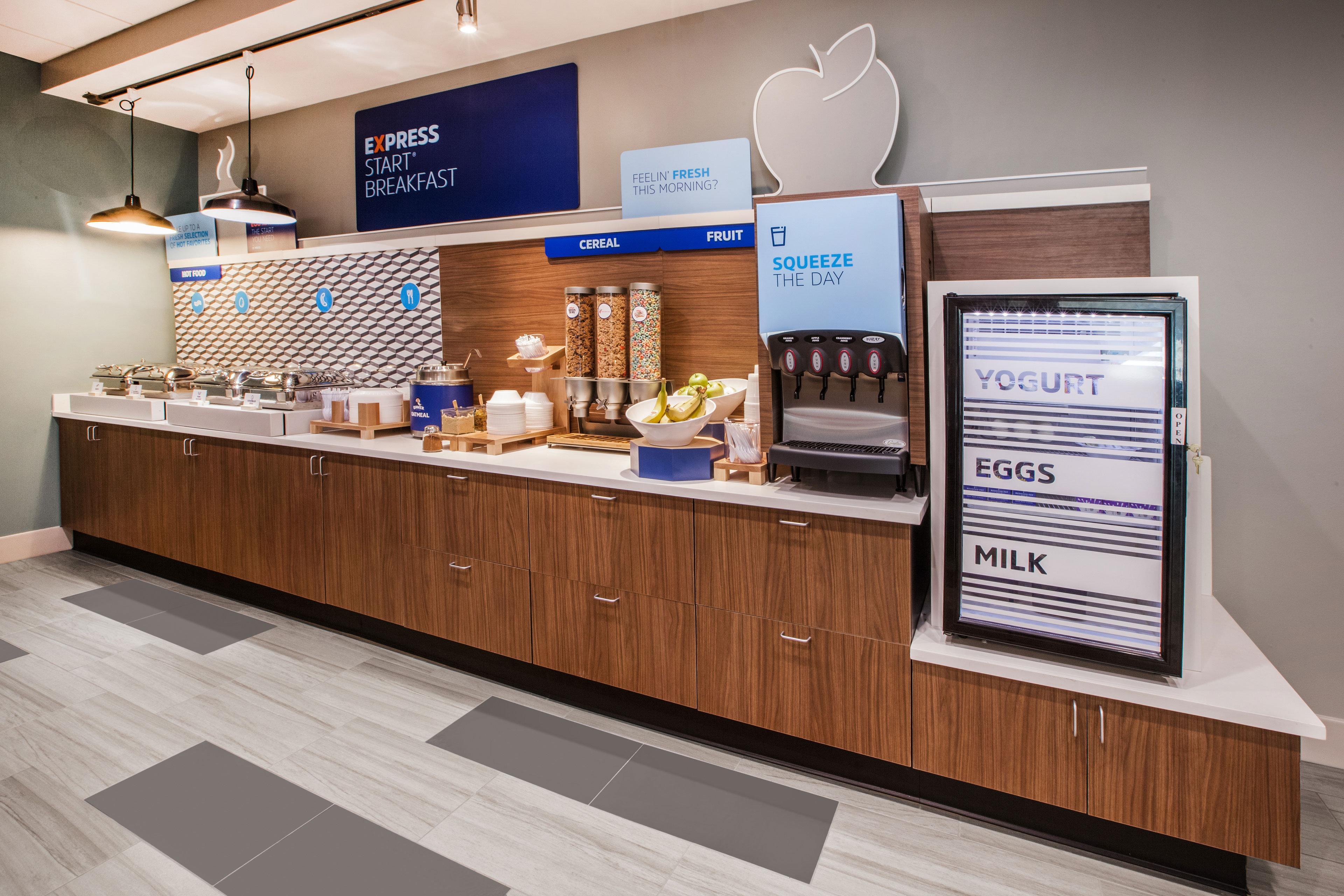 Holiday Inn Express Hotel & Suites Chesterfield - Selfridge Area By Ihg Exteriér fotografie