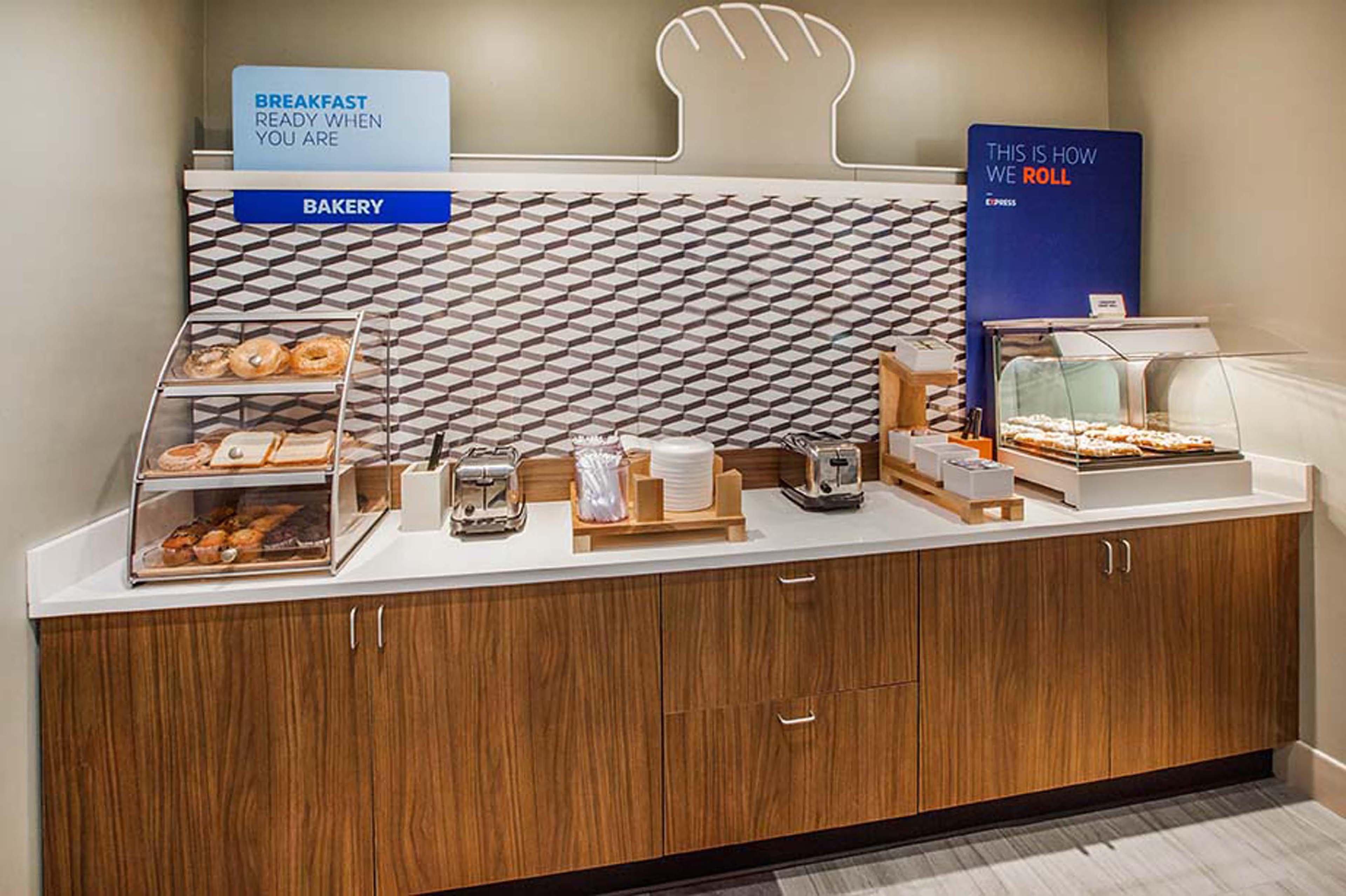 Holiday Inn Express Hotel & Suites Chesterfield - Selfridge Area By Ihg Exteriér fotografie